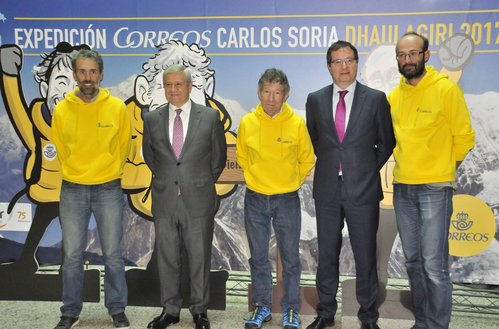2017-06-01. PDF_NP_Bievenida_y_agradecimiento_al_alpinista_Carlos_Soria. Imagen. Baja.jpg