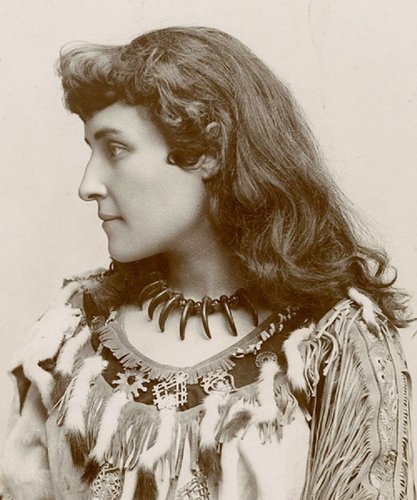 Pauline-Johnson.jpg