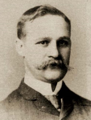 Alfred S. Major, diseñador general de la emisión