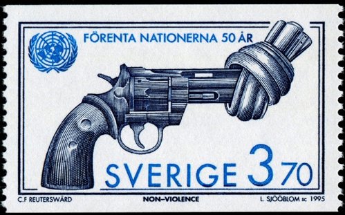 Suecia, 1995. 50 Aniversario de la ONU. Pistola anudada, de Carl Fredrik Reuterswärd