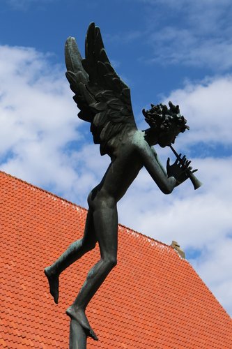 Uno de los ángeles músicos de Carl Milles