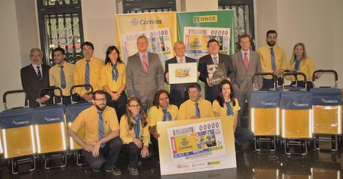 2017-10-16. NdP_Los_carteros_protagonizan_5-5_millones_de_cupones_de_la_ONCE. Imagen. Baja.jpg