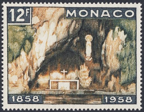 Gruta con estatua de la Virgen  y altar. Diseño de Pierre-Paul Jouve (1878-1973) y grabado de Charles Mazelin
