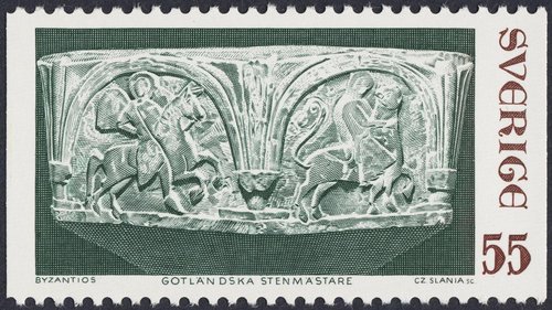 Santo sobre caballo y Sansón con el león, pila bautismal de la Iglesia de Hogrän. Suecia, 1971