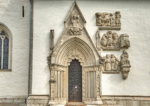 Portal de la Iglesia de Stånga, en Gotland