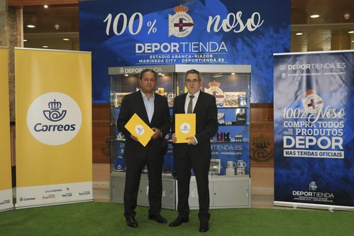 2017-10-31. NP_El_RC_Deportivo_estrena_puntos_de_venta_en_varias_Oficinas_de_CORREOS_de_Galicia. Imagen. Baja.JPG
