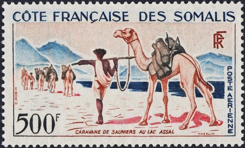 Somalia Francesa, 1962. Caravana en el lago Assal