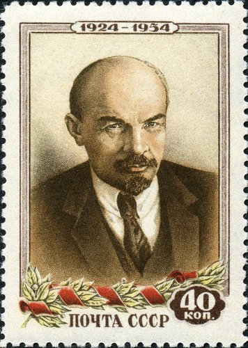 Unión Soviética, 1954, 30 aniversario de la muerte de Lenin. Diseño de Evgeniy Gundobin, a partir de uno de los innumerables retratos de Lenin