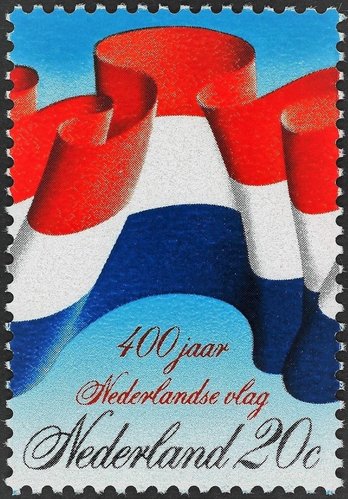 Países Bajos, 1972, 400 aniversario de la bandera neerlandesa, uno de los dos valores de la emisión. Diseño de Jelle van der Toorn Vrijthoff. Huecograbado