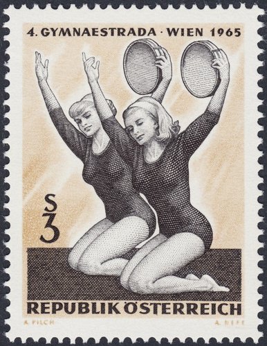 Austria, 1965, IV Gymnaestrada, Viena. Bailarinas gimnastas ensayando. Diseño de Adalbert Pilch y grabado de Alfred Nefe. Huecograbado y calcografía