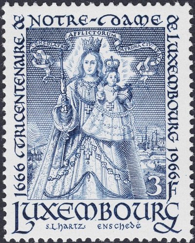 Luxemburgo, 1966, 300 aniversario de la proclamación de la Virgen María como patrona de la ciudad de Luxemburgo. Sello diseñado y grabado por Sem Hartz a partir de un grabado de Richard Collin (1627-1697). Calcografía