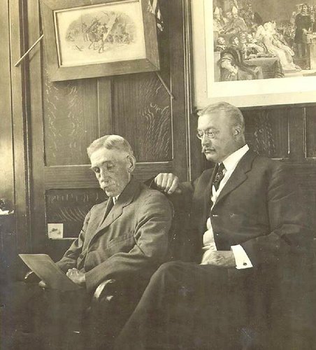 Marcus Baldwin y George F. C. Smillie en 1913, en la época en que trabajaron juntos en el billete de Franklin