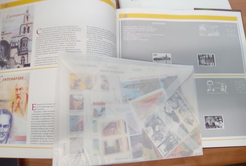 Año, 2002.1.jpg