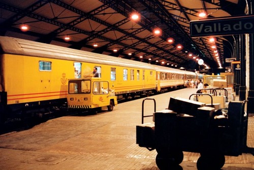 trenes de papel0.jpg