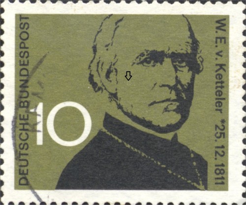 Bundes 374 Halo on cheek.jpg