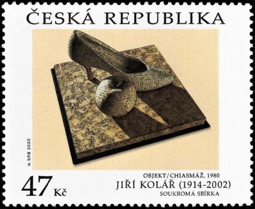 República Checa, 2020, Arte. Jiří Kolář, sugerente objeto collage de 1980. Sello grabado en una sola placa por Martin Srb, impreso en combinación de calcografía (negro) y offset (resto de colores)