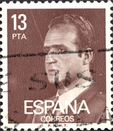 2599 raya diagonal en el centro del sello.jpg