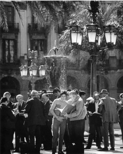 Mercado filatelico de la Plaza Real de Barcelona.jpg
