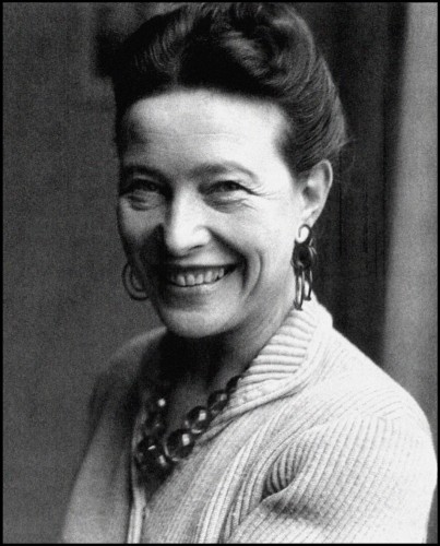 Simone de Beauvoir fotografiada por Pierre Boulat