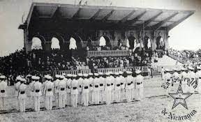 Tribuna Monumental Managua.jpg