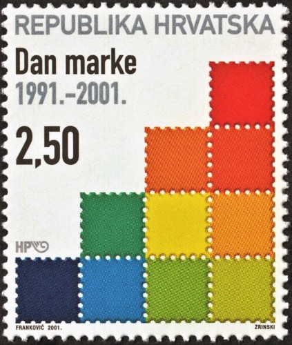Croacia, 2001; décimo aniversario de los primeros sellos croatas modernos. Sello diseñado por Orsat Franković. Impresión en offset