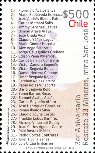 Chile, 2013; tercer aniversario del rescate de los 33 mineros en la mina San José. Sello diseñado por Mauricio Navarro González. Impresión en offset