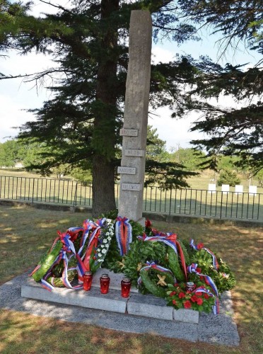 Monumento a las víctimas de Bazovik (Ferdo Bidovec , Fran Marušič , Alojz Valenčič y Zvonimir Miloš)