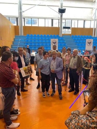 Entrega de placa para ASFINCA en su 25 aniversario