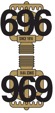 696.jpg