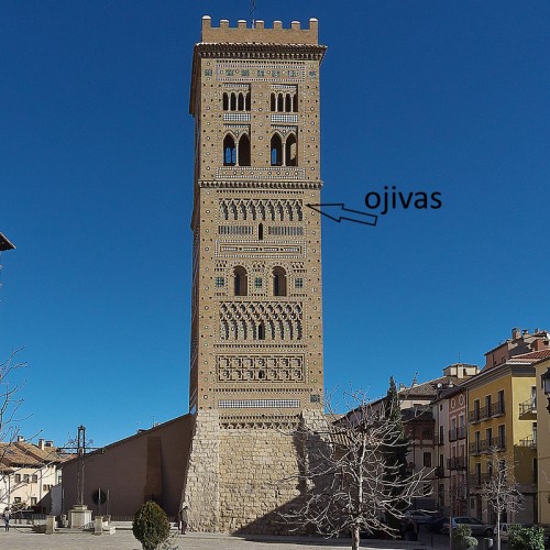 800px-Iglesia_de_San_Martín,_Teruel._Torre.jpg
