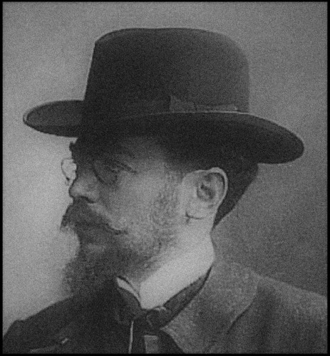 Fotografía de Alfred Fried utilizada por Otto Zeiller en el proceso de diseño del sello
