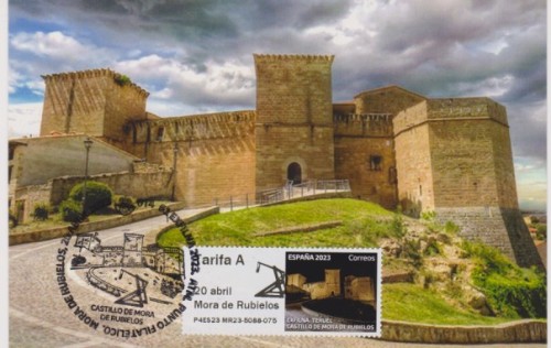 CASTILLO_1.jpg