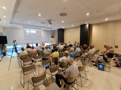 conferencia presentacion 6 cuartos.jpg