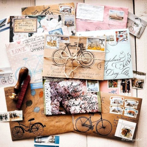 snail mail table 05.jpg