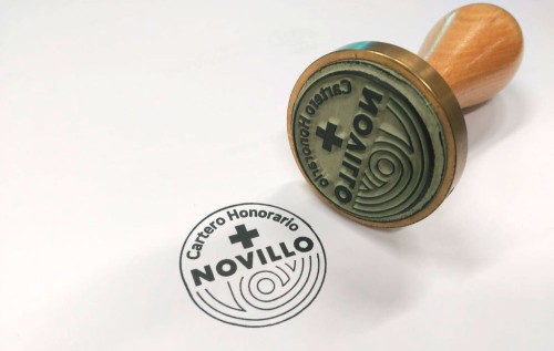 Tampon-cruz-novillo-cartero-Honorario-de-Correos.jpg