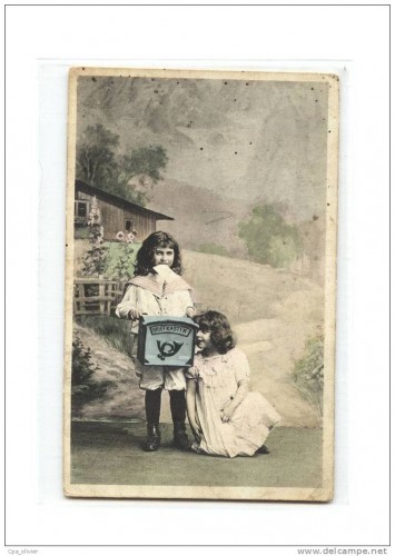 voyagé OUI  Etat mouchettée  Voir scan Voir mes autres ventes sur les Enfants  LES SCANS REPRESENTENT LA CARTE ET LES.jpg