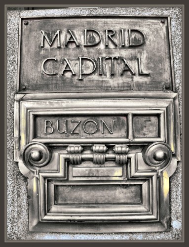 madrid-correos-buzones.jpg