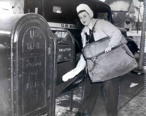 Jeannette Lee, pictured here, proved him wrong. She became Chicago's first female letter carrier in 1944.jpg