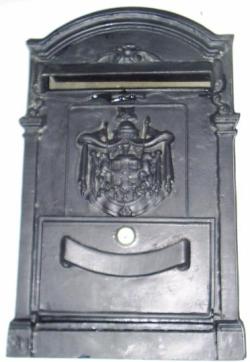 .BUZON PARA CARTAS DE HIERRO MUY GRUESO ,PESA,IRROMPIBLE - 39 CM DE ALTO X 23,5 CM DE ANCHO X 9 CM Ok.jpg