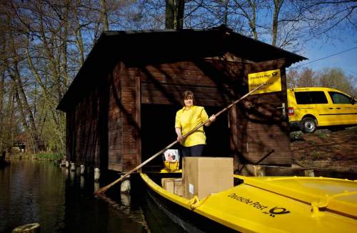 spreewald-mail-boat.jpg