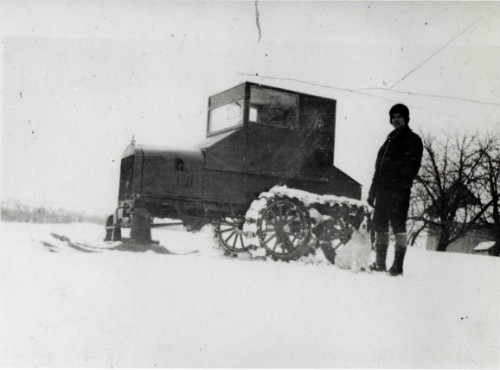 Mail-carrier-using-modified-Model-T-Ford.jpg