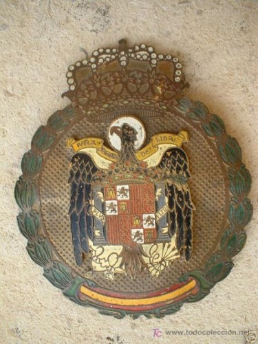 .PLACA FRANQUISTA DEL BUZON DEL ANTIGUO CONSULADO ESPAÑOL DE TOULUSSE.jpg
