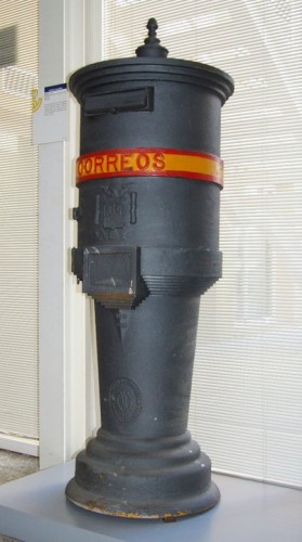 BUZON COLUMNA HIERRO.jpg