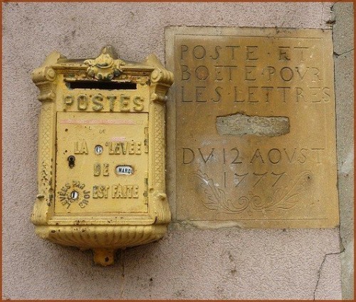 Boite-La-Poste.JPG