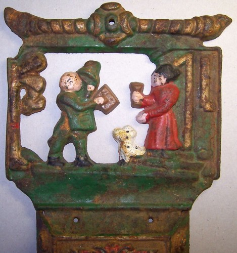 VINTAGE CAST IRON WALL POCKET METAL LETTER BOX GARDEN DECOR 1.jpg