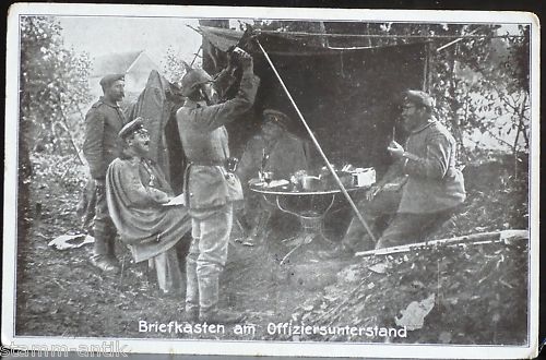 Briefkasten a.Offiziersunterstand,Soldatenleben,Ak 1916.jpg