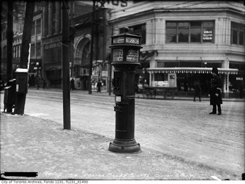 201147-qb-postal-pillar-box-1916.jpg