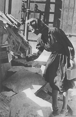 Warsaw_-_mail_box_-_130.jpg
