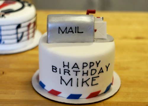 Mailbox-cake.jpg