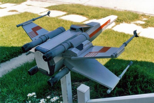 StarWarsXWingStarfighterMailbox2.jpg